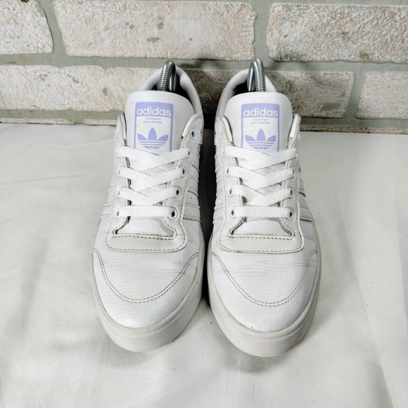 Adidas Bryony Low-top Fashion Sneakers Athletic Shoes Women 8 White Casual - Picture 3 of 9